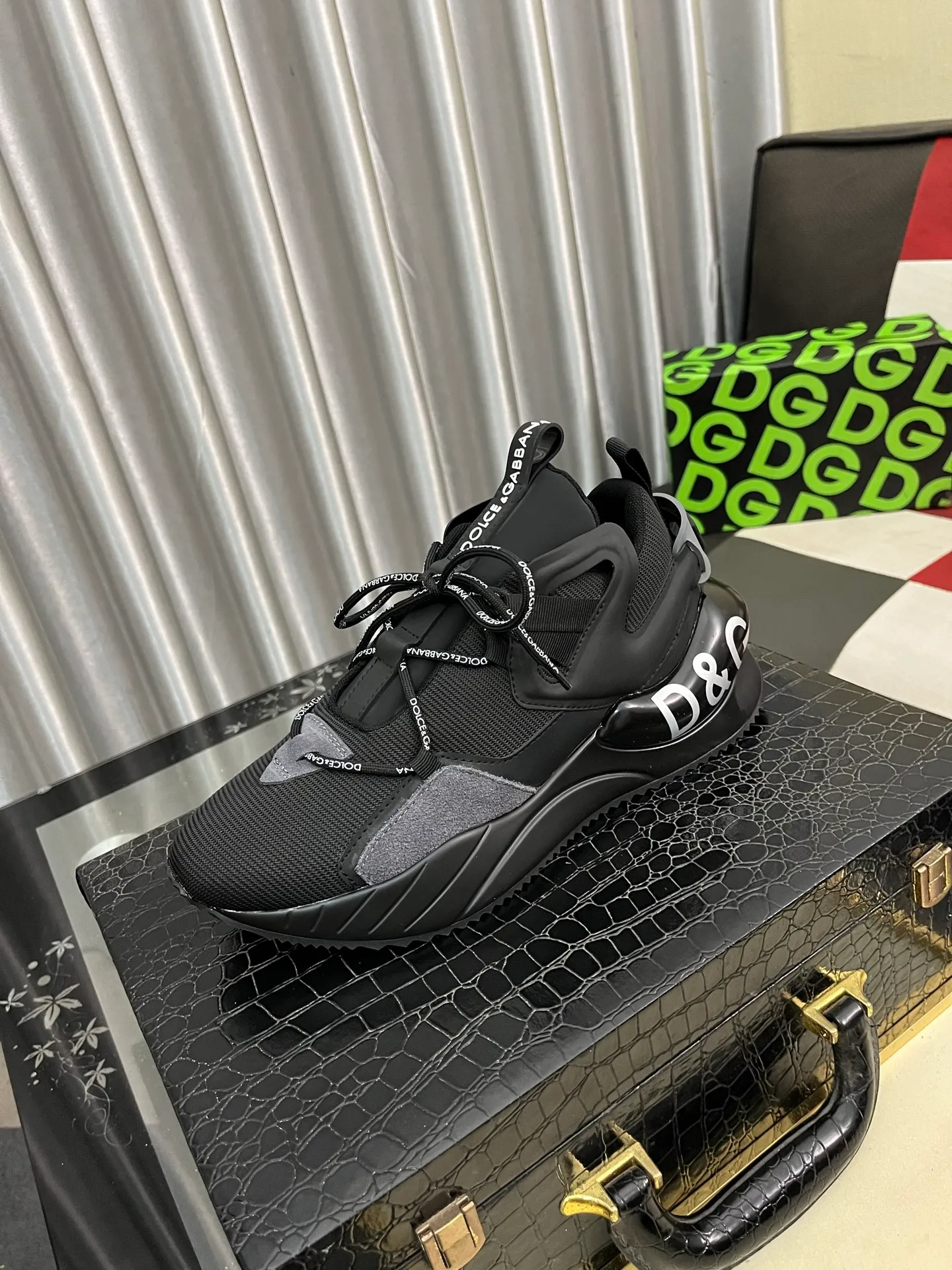 Men's men's shoes 💰540⌚️⌚️【DG～】couple casual shoes 2025z cabinet sales simultaneously 🔶Size: 35-46#️⃣ 🔷5 colors🔜The upper is made of multi-material splicing➕Mesh lining, comfortable and breathable, sole: original comfortable and wear-resistant outsole, ⚠️real thing📱photographed🎬real thing is better📢📢📢